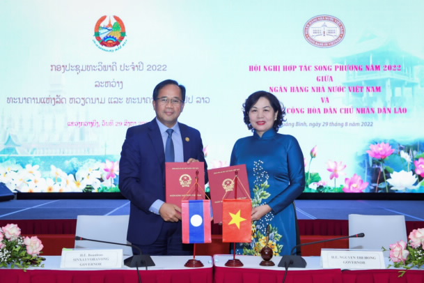 Việt Nam - Lào thúc đẩy hợp tác trong lĩnh vực ngân hàng